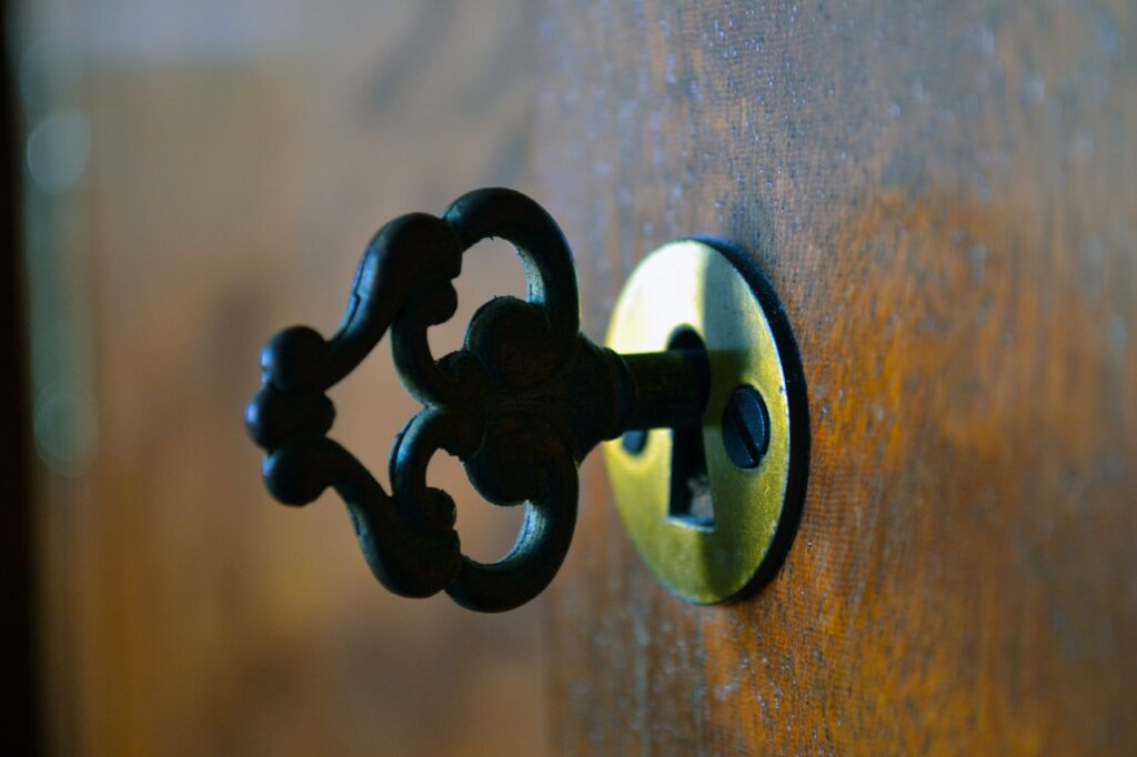 key, door, lock-2743276.jpg